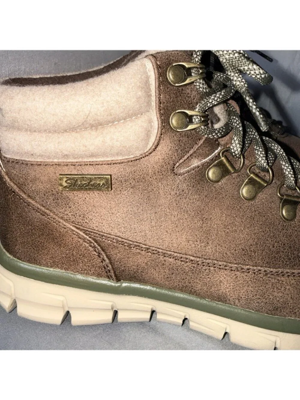 Skechers Synergy Water Repellent Hiker Boots Cool Seeker Taupe Womens size 8 - Picture 3 of 7